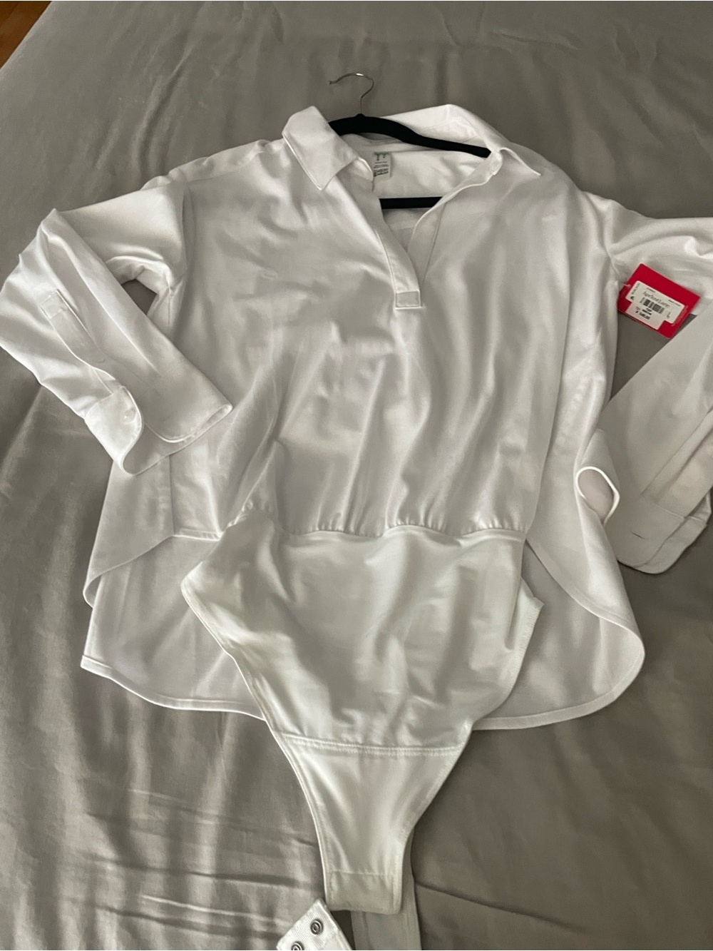 SPANX Collard Bodysuit NWT Donating tomorrow! must go open to offfer - Picture 5 of 8